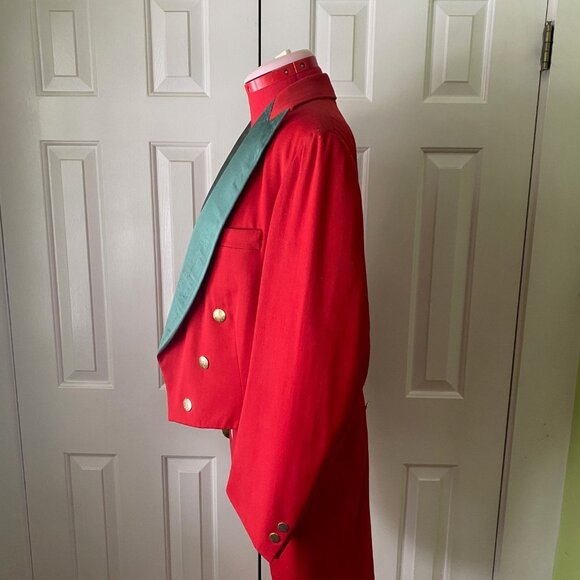 Unique Men's Scarlet Formal Evening Tails - Picture 4 of 5